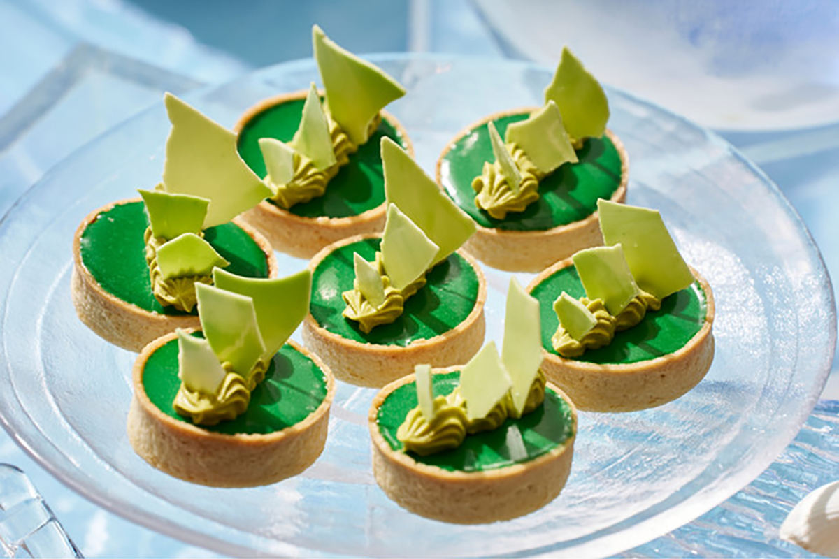 ヒルトン東京お台場で劇場版「Free!」コラボコース＆ビュッフェ! 特別