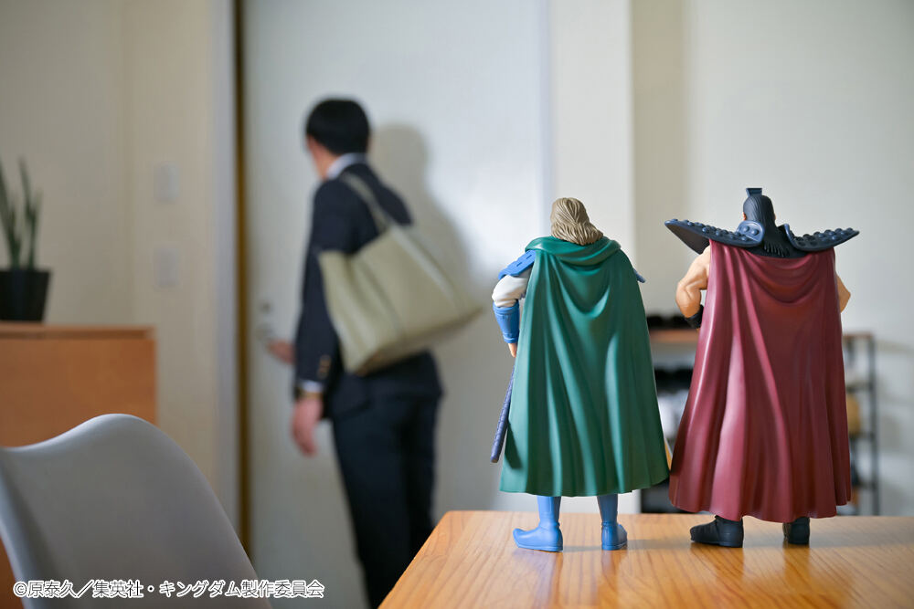 飾るだけで心が奮い立つ。アニメ『キングダム』の王騎と騰がGrandista