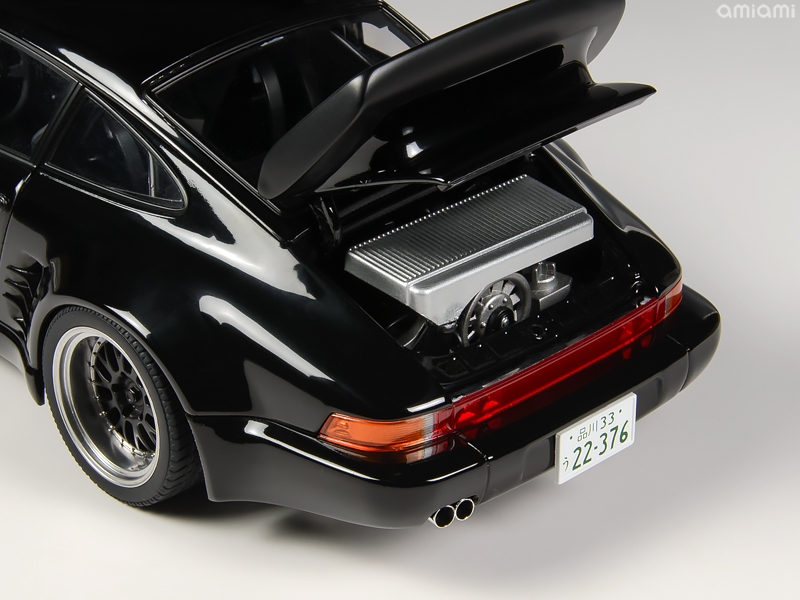 フォトアルバム】1/18 ポルシェ 911 (930) ターボ 『湾岸ミッドナイト