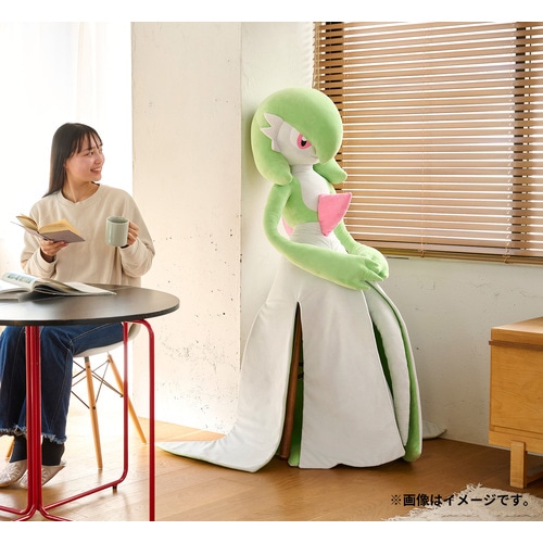 ポケモン「サーナイト」の等身大ぬいぐるみが2月6日より発売