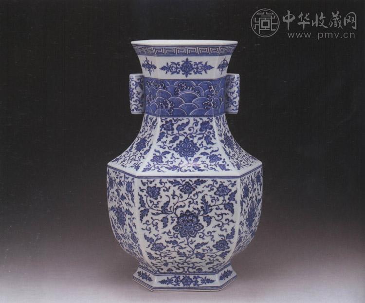 清乾隆青花缠枝花卉贯耳六方瓶收藏资讯|艺术家|书画家|书画名人|书法家