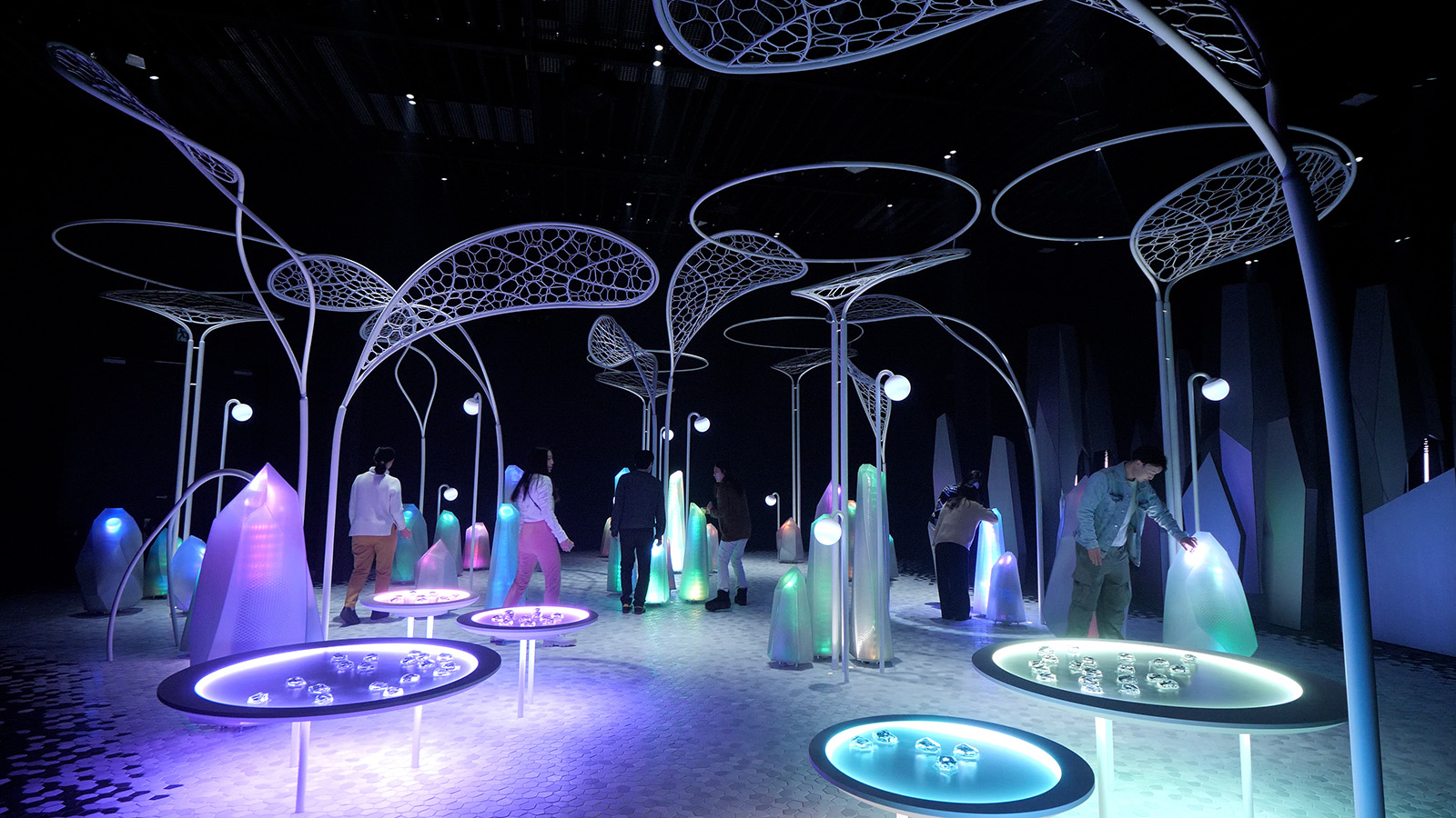 大阪・関西万博】大人も子どもも最新技術による「Unlock」体験を