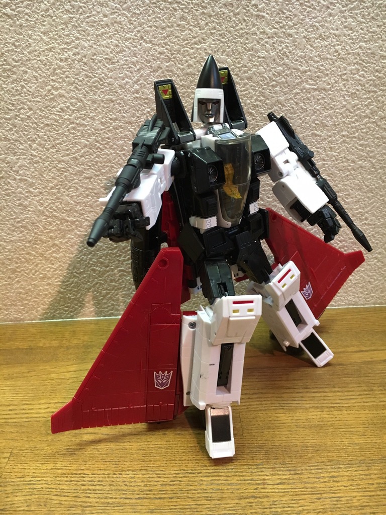 Takara Transformers Masterpiece MP-11NR Ramjet In Hand Images
