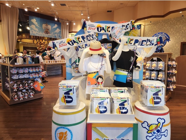 USJ】ルフィと麦わらの一味が大暴れ！クロコダイルやマルコにも会える