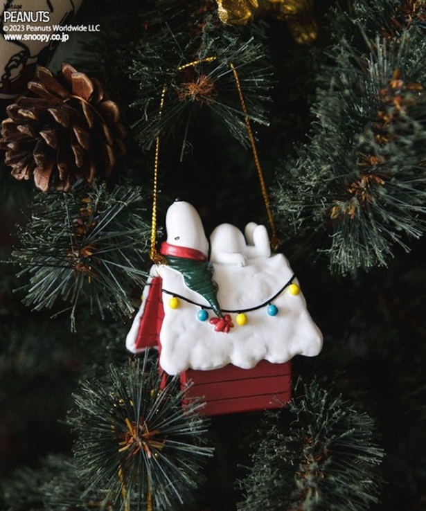 今年のクリスマスツリーはスヌーピーを主役に。ベイフローからPEANUTS