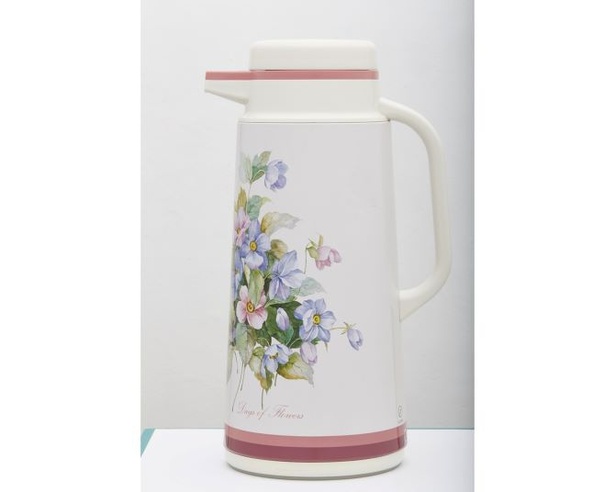 昭和の食卓を彩った「花柄ポット」が令和になって再ヒットした理由とは