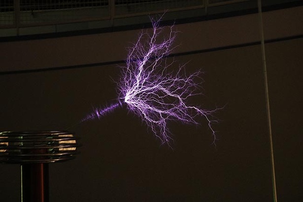 日本初開催！山口県防府市で「ニコラ・テスラ展」が開催中｜ウォーカー