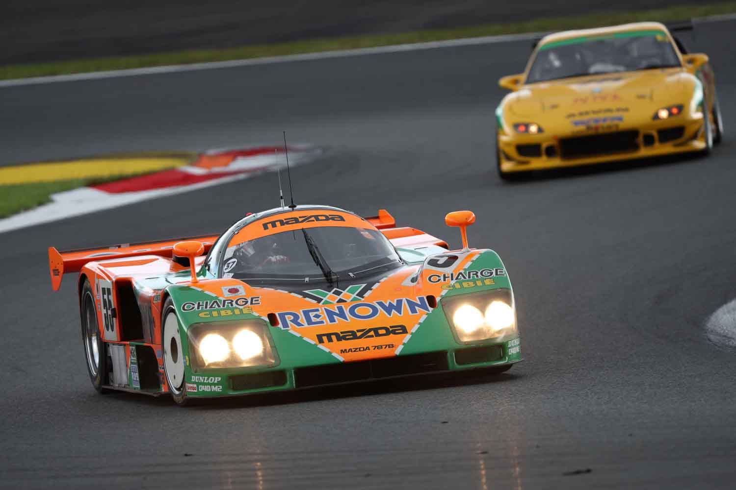 日本車初のル・マン優勝車マツダ「787B」が走った！「MAZDA FAN FESTA