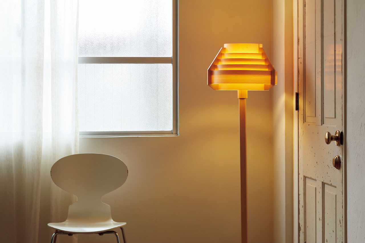 北欧デザインのフロアランプ】冬こそ“ヒュッゲ”な明かりで自宅に温もり