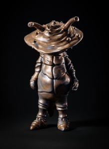 幕張「ウルトラ怪獣ワンフェス」で有田焼作品「カネゴン」を出展（BCN