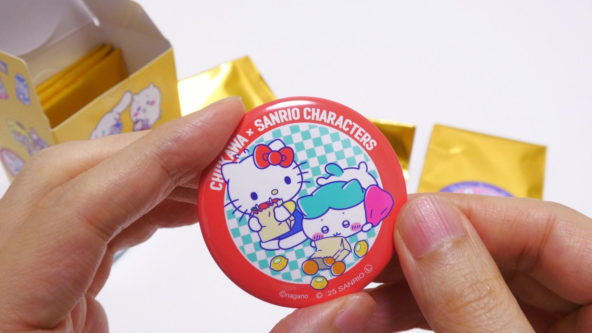 ちいかわ×サンリオ】ちいかわとサンリオキャラがコラボした缶バッジの