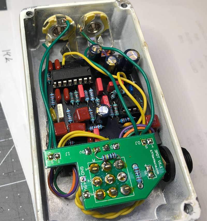 DIY clone of Mad Professor Deep Blue Delay using circuit board