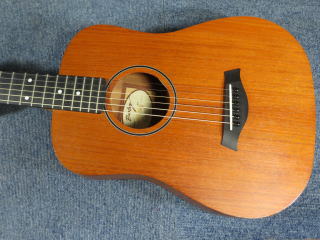 Baby Taylor Mahogany - トラスロッド調整、ナット調整、サドル調整