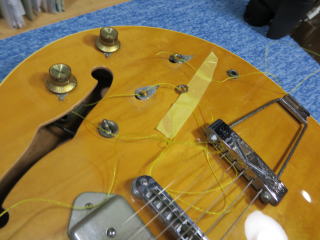 Epiphone Casino - スイッチ交換 - ギターリペア・ベース修理工房