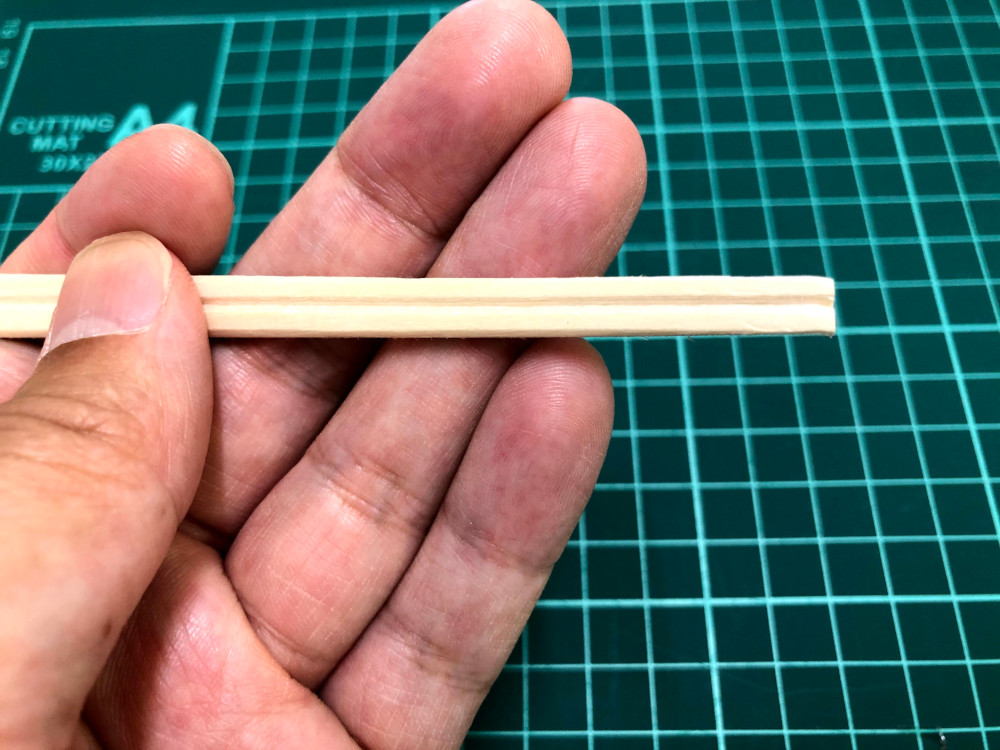 割れない割りばしはタダの木だ