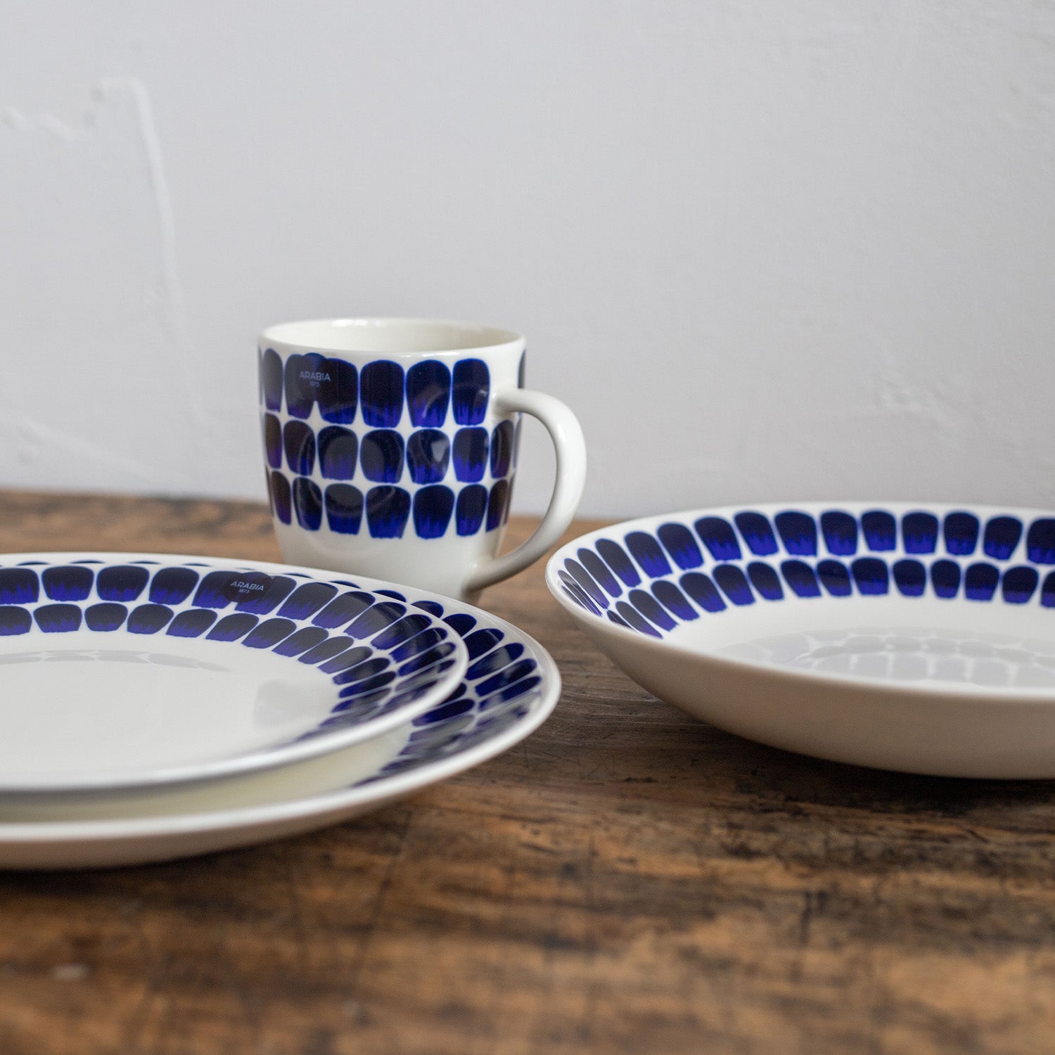 ARABIA/アラビア 24h Tuokio トゥオキオ コバルトブルー プレート 20cm