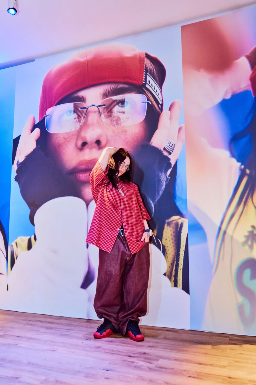 ビリー・アイリッシュが新作アルバムPRで来日、ファンとの親密な3日間