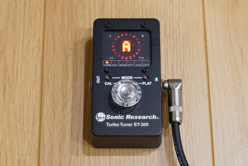 ギターがうまくなる！高精度な爆速チューナー「SONIC RESEARCH ST-300