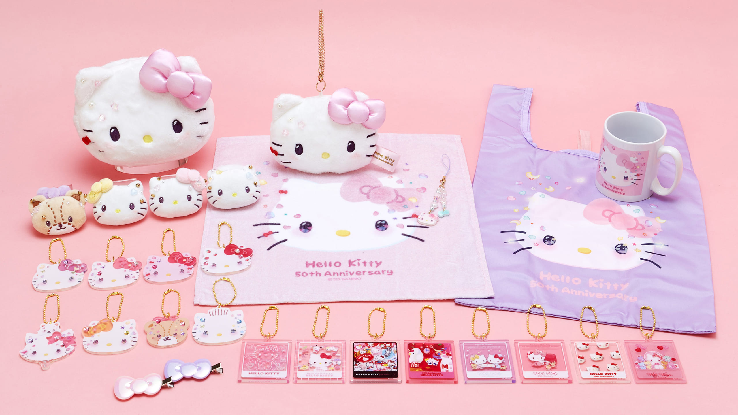 ハローキティ」50周年記念！アニバーサリー限定グッズ&特別デザインの