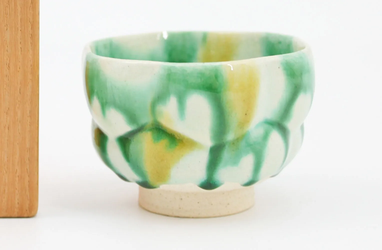 加藤卓男【正倉院復元 三彩花形酒杯】買取実績｜日晃堂 買取実績