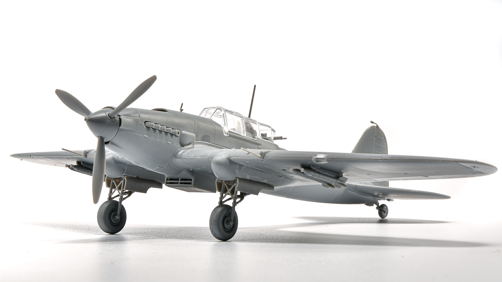 花金だ！仕事帰りに買うプラモ。／撃ってよし!守ってよし!「軍用機史上