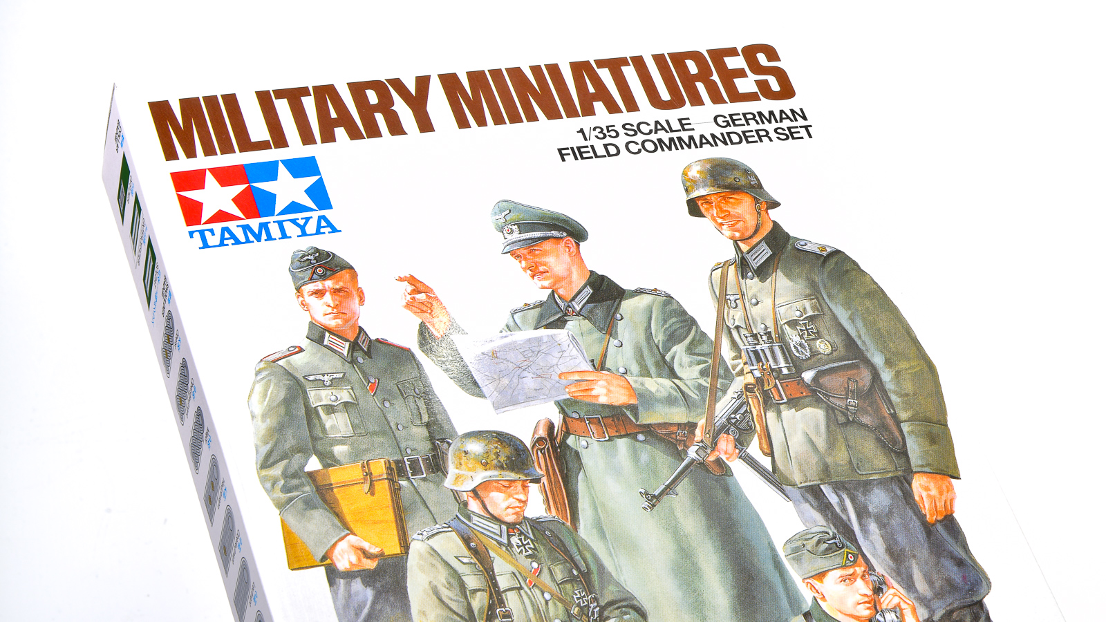 タミヤのセルフカバーアニキは勲章まみれのツワモノ揃い！！「ドイツ