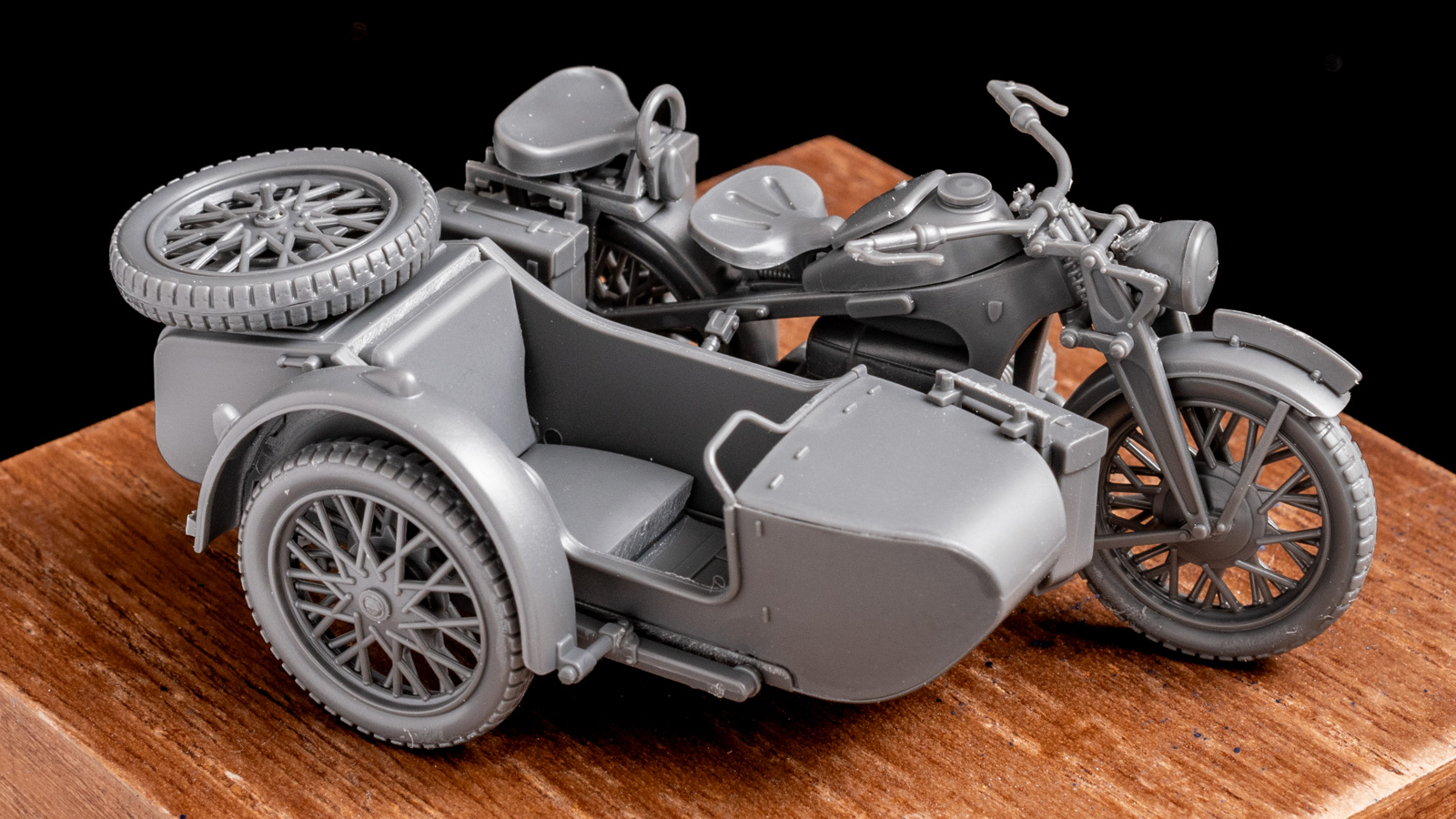 超精密だけどめっぽう組みやすい！／タミヤ最新作、ドイツの軍用