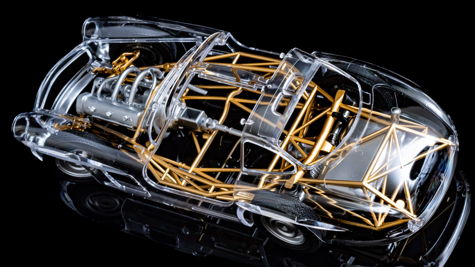 透明ボディを手に入れたタミヤの超傑作プラモデル、メルセデス