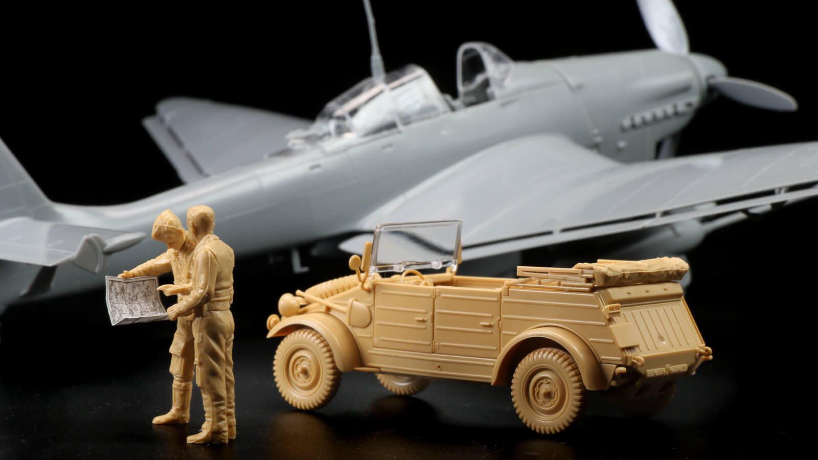 並べるだけでいきなりドラマ。「タミヤ 1/48 ミリタリーミニチュア