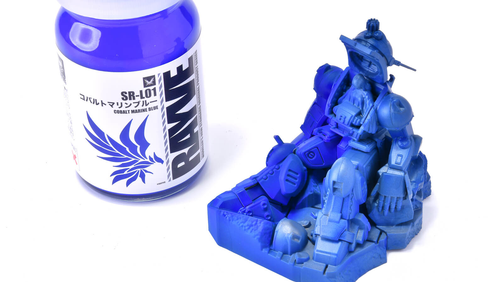 高い隠蔽力だけじゃない！下地の透過表現も楽しめるプロモデラー