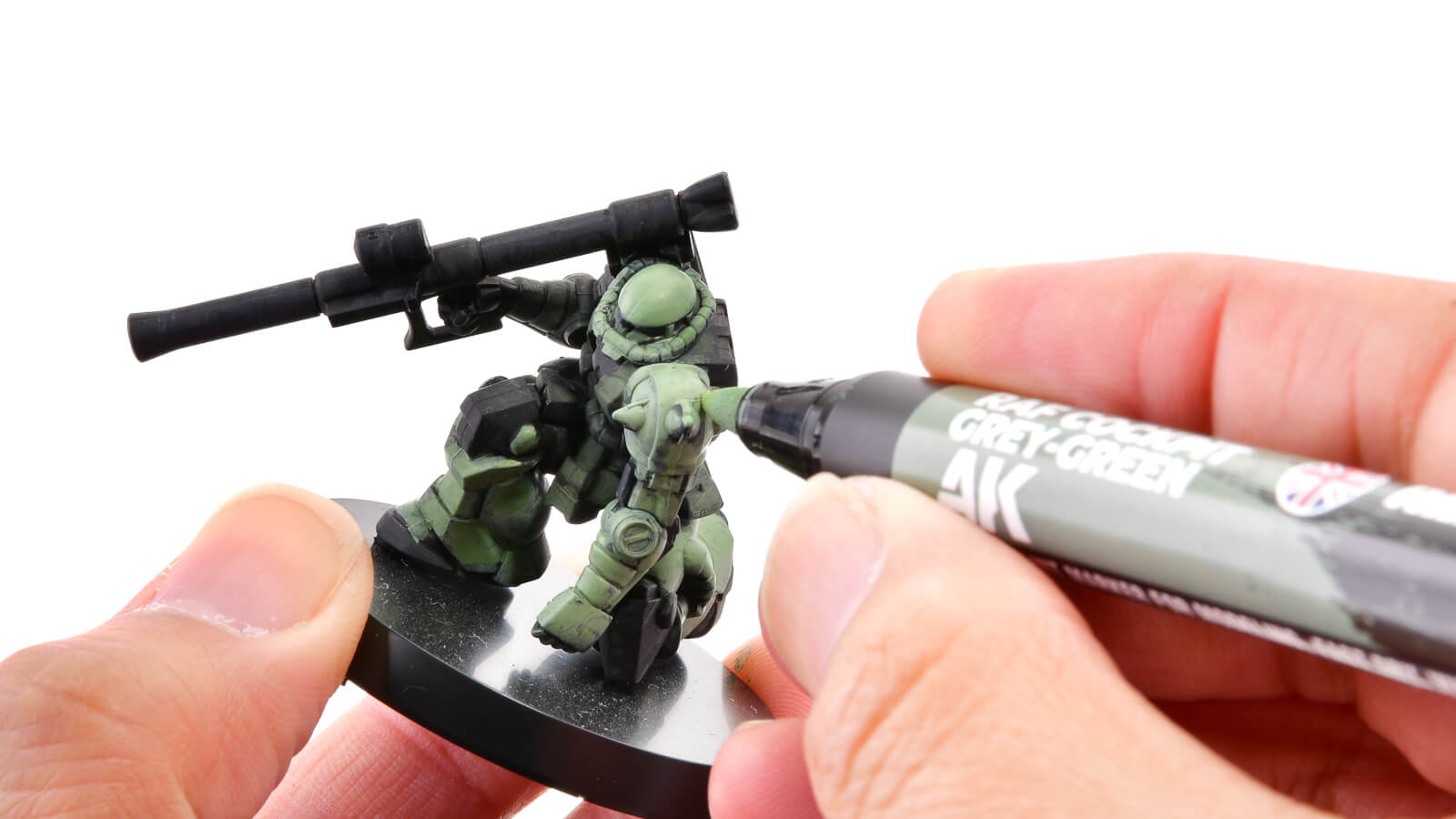 塗料レビュー】ザクだってへっちゃら！1本で世界を塗り替えるAKリアル