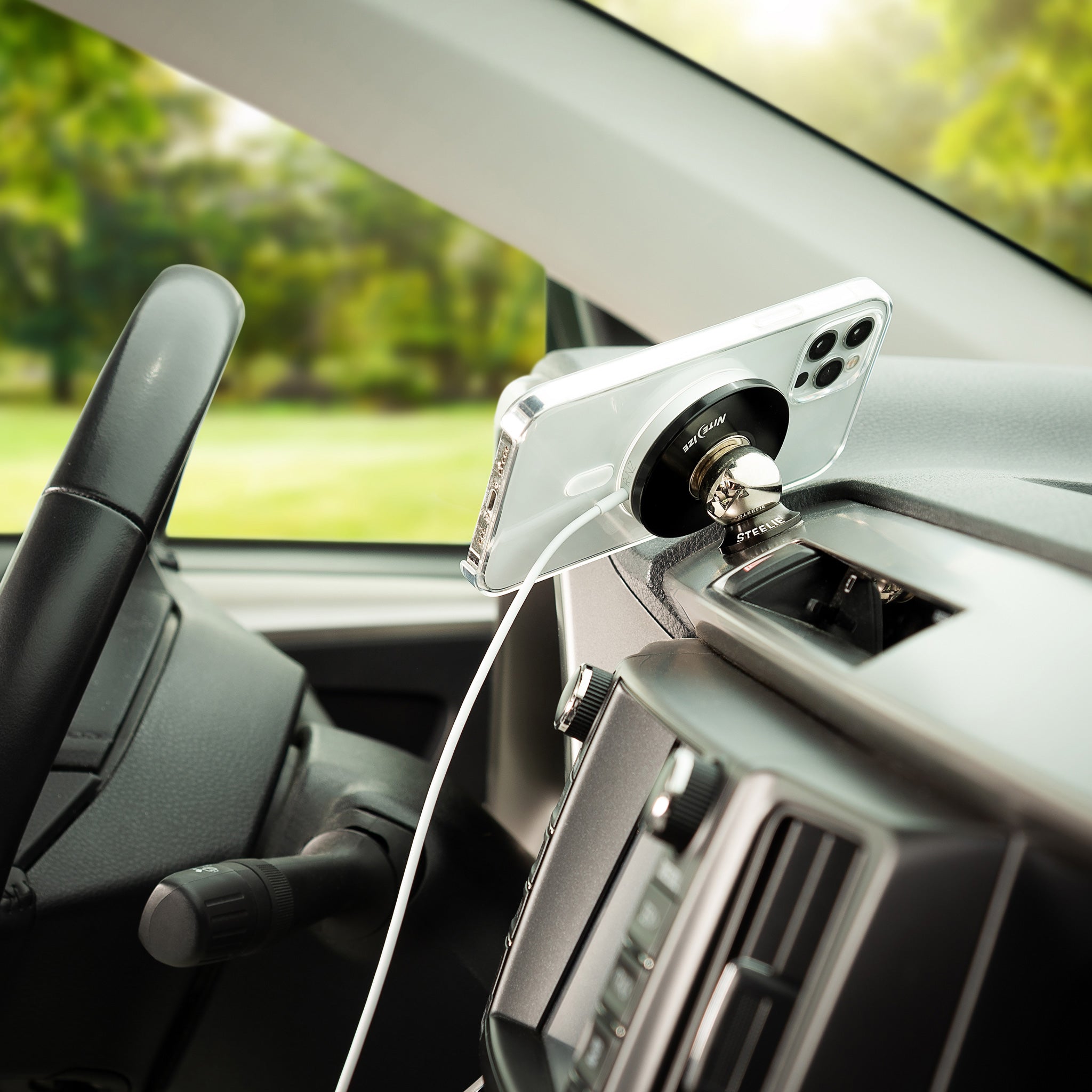 スティーリー オービタープラス カーマウントキット – Nite Ize JAPAN