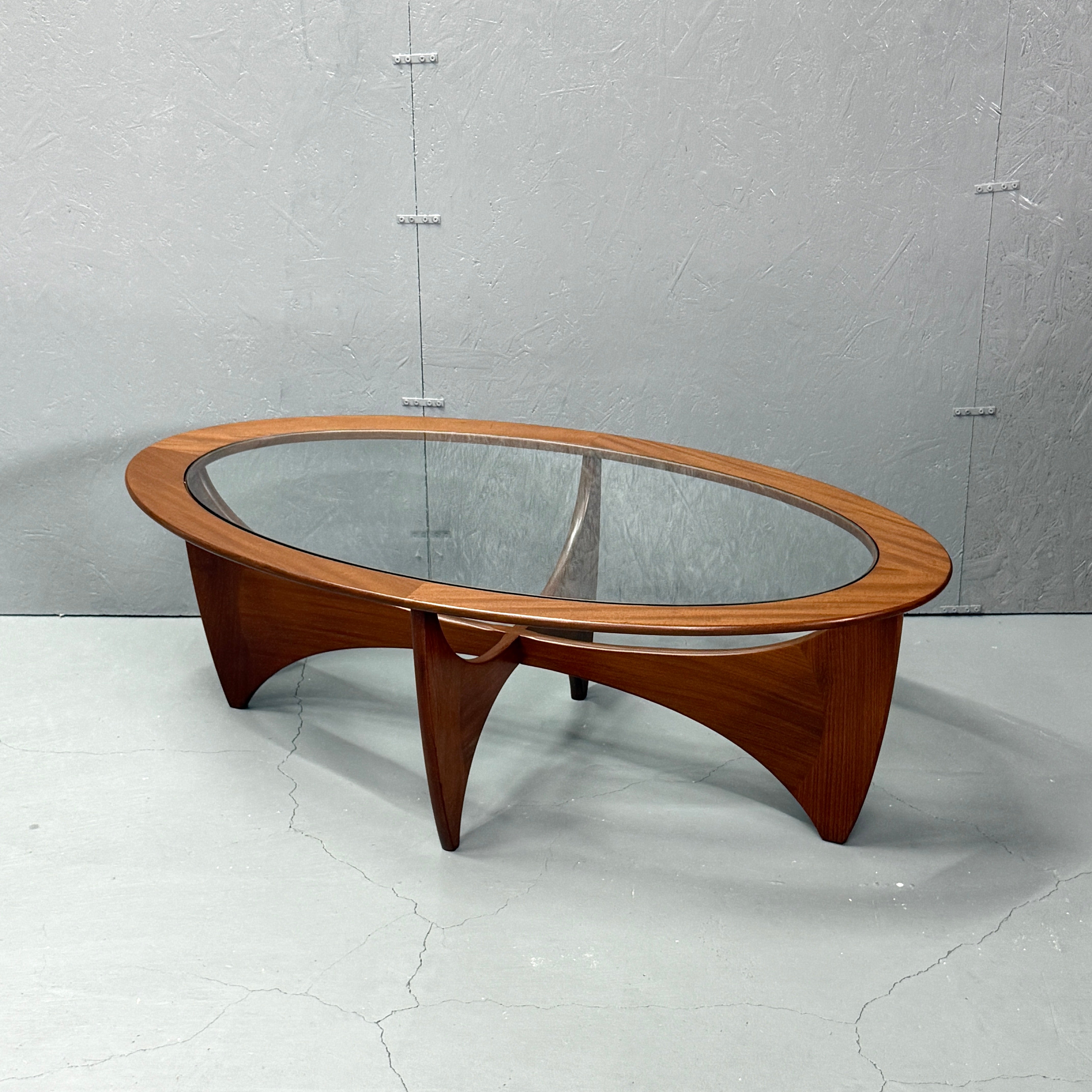 G-PLAN(ジープラン) / ASTRO OVAL COFFEE TABLE アストロ オーバル