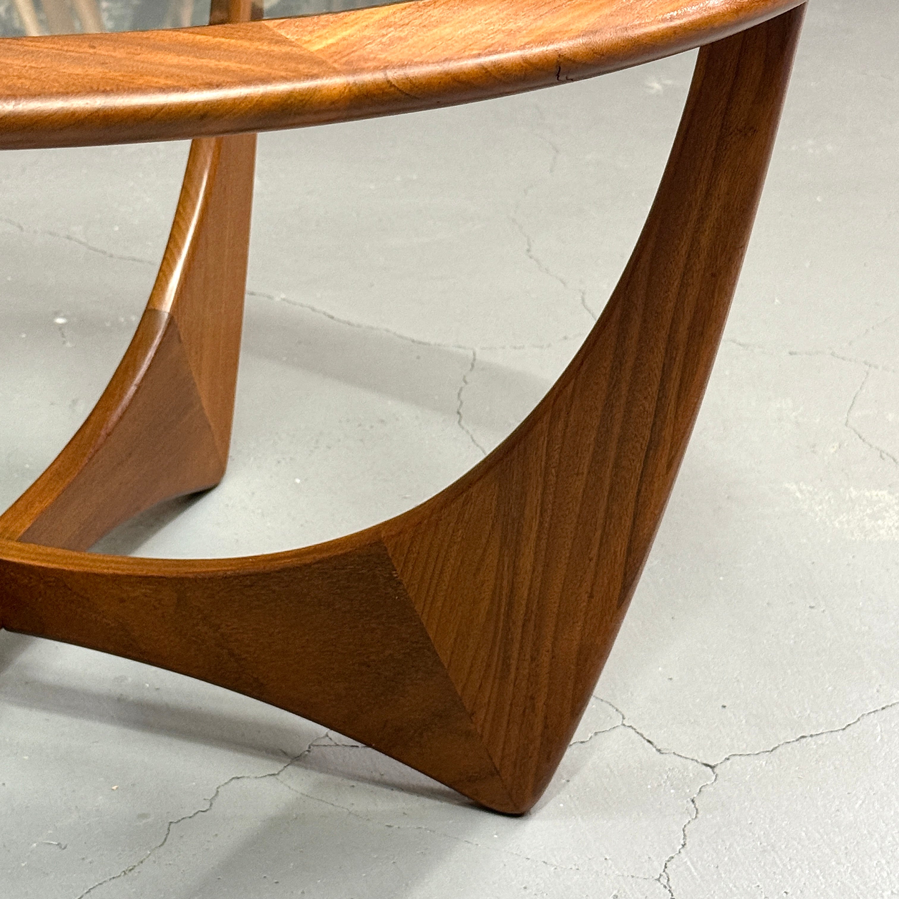 G-PLAN(ジープラン) / ASTRO COFFEE TABLE アストロ コーヒーテーブル