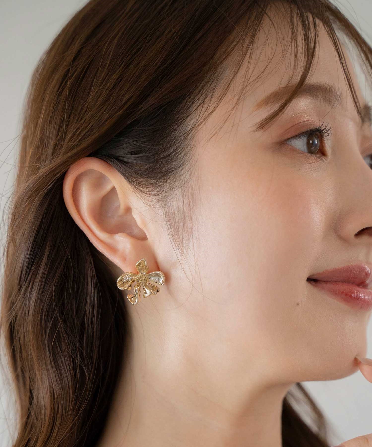 メタルフラワーピアス | ピアス | NOELA OFFICIAL WEB STORE