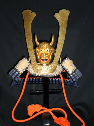 前立て 兜 般若