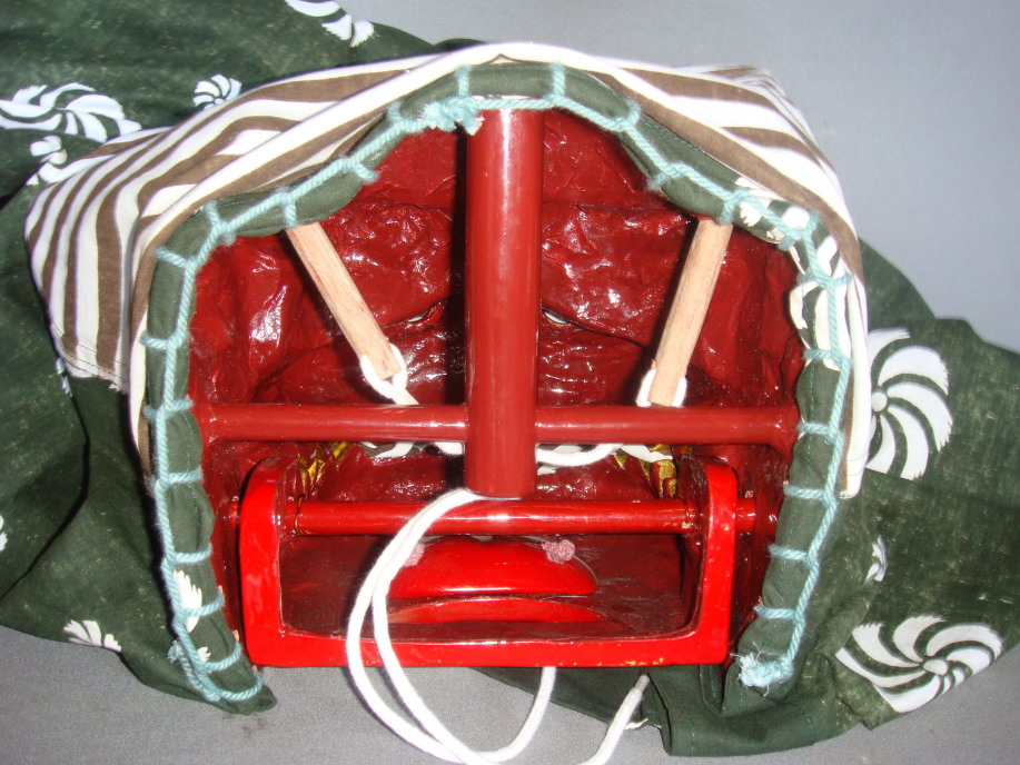 新製品樹脂製 宇津獅子頭8寸