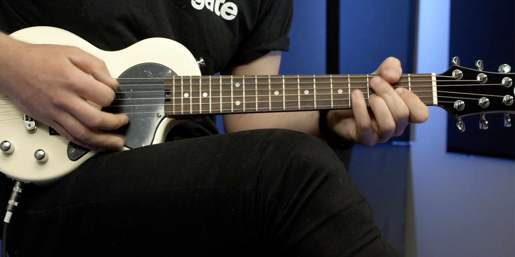 Blackstar Carry-On ST Guitar: More Than a Mini Travel Guitar