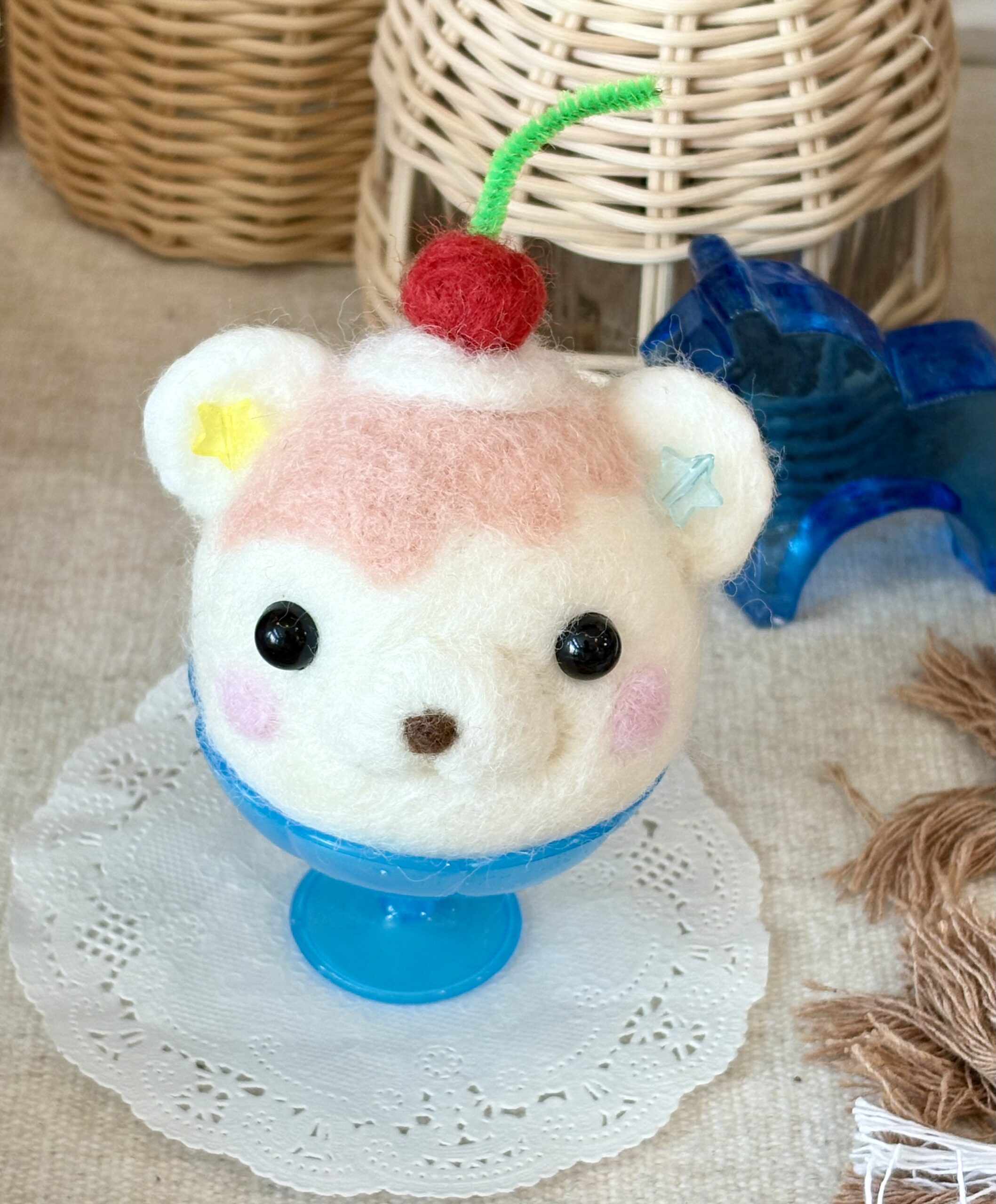 KeittoOppi】羊毛フェルト初級者コース♪～かき氷にも見えるシロクマの