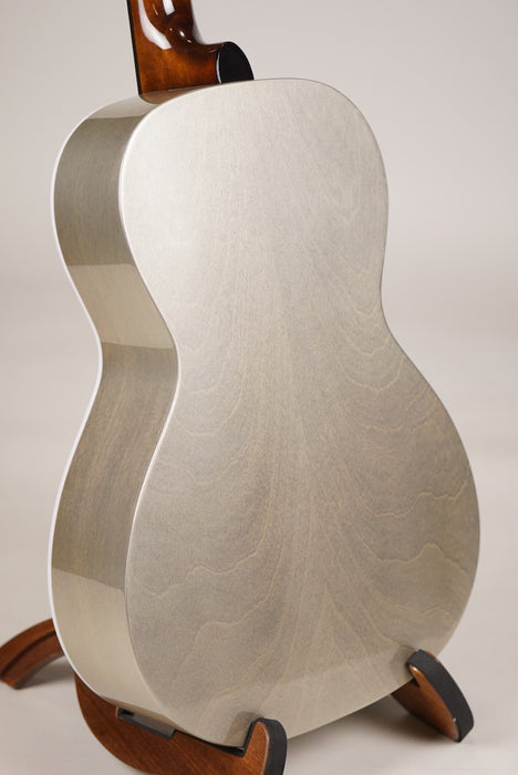 Godin Rialto JR Satina Gray HG Q-Discrete, Scratch and Dent