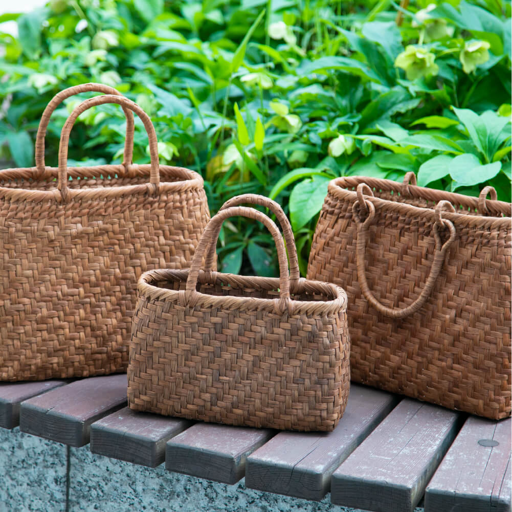 専用です」山ぶどうの蔓 段ボール 80サイズ 専用です」山ぶどうの蔓