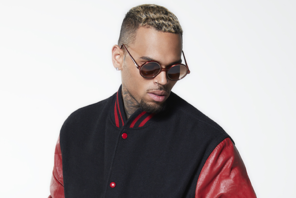 クリス・ブラウン、10/31にニュー・アルバムのリリースが決定＆新曲を