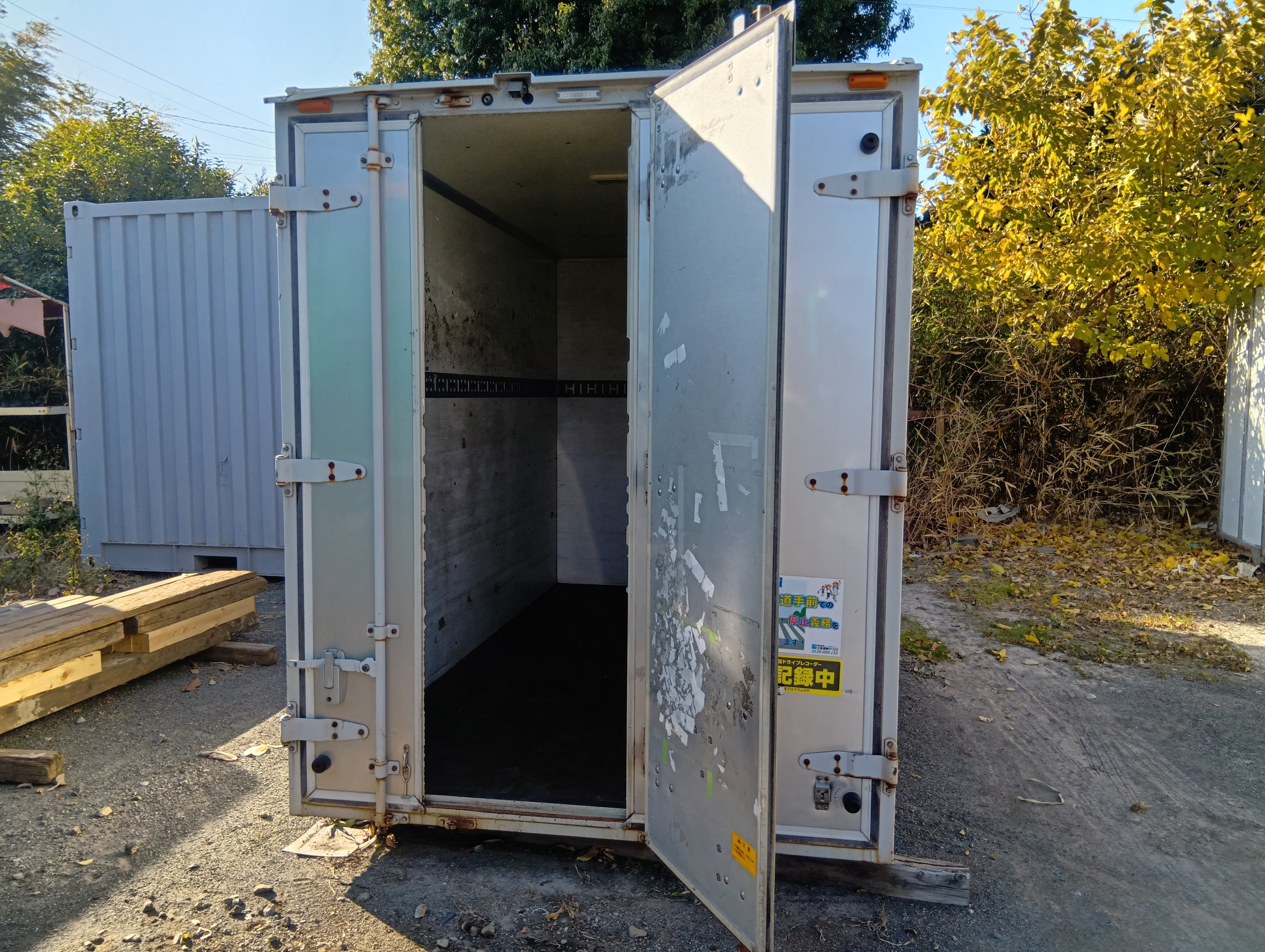 中古【倉庫・物置】EX1_2192 中古 アルミコンテナ 1730×3160 物置