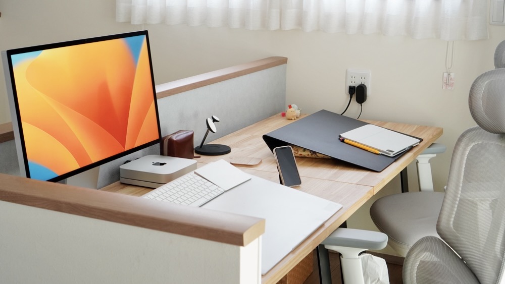 BORDERLESS ANGLE 10 レビュー | デスクに傾斜をつけて前傾姿勢や猫背