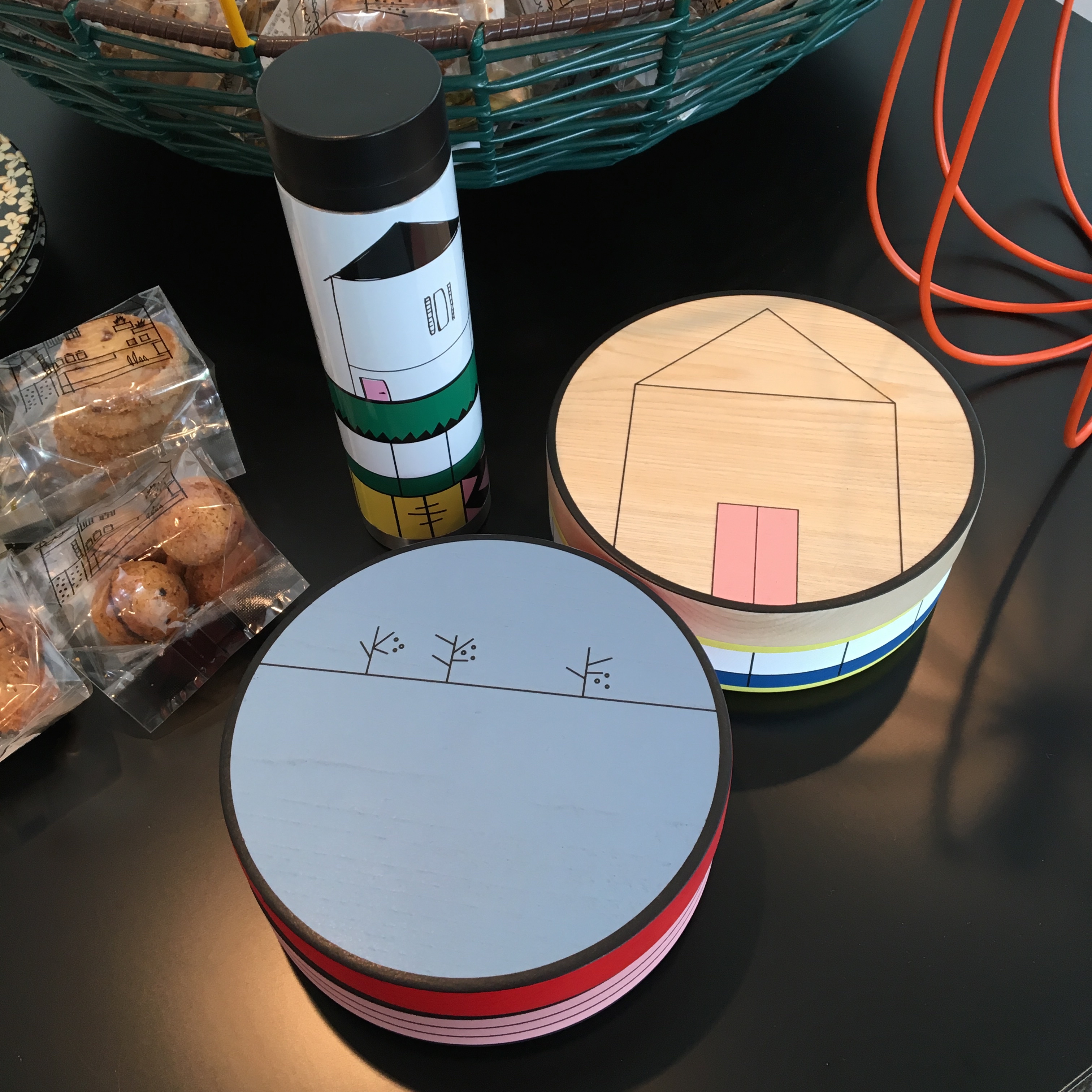 食器も買える! 大阪にある世界1店舗のマルニカフェ | Numero TOKYO