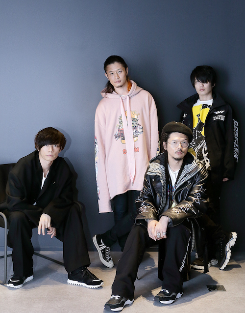 ALEXANDROS]インタビュー「NYでの日々の生活から生まれた音と詞