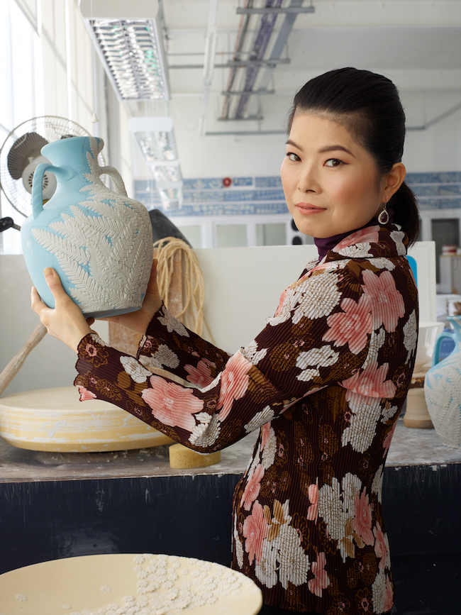 Wedgwood」×日本人作家、細野仁美とコラボ作品発表！ | Numero TOKYO