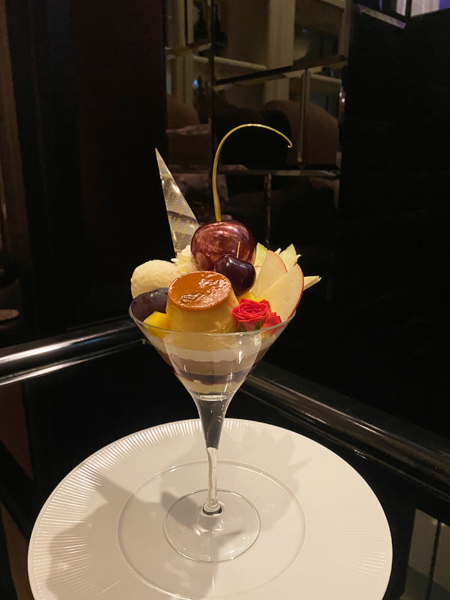 昭和レトロなプリンアラモードがパフェに！ | Numero TOKYO