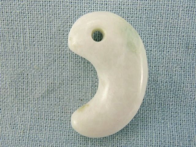 古墳時代勾玉（和泉黄金塚出土品写し）