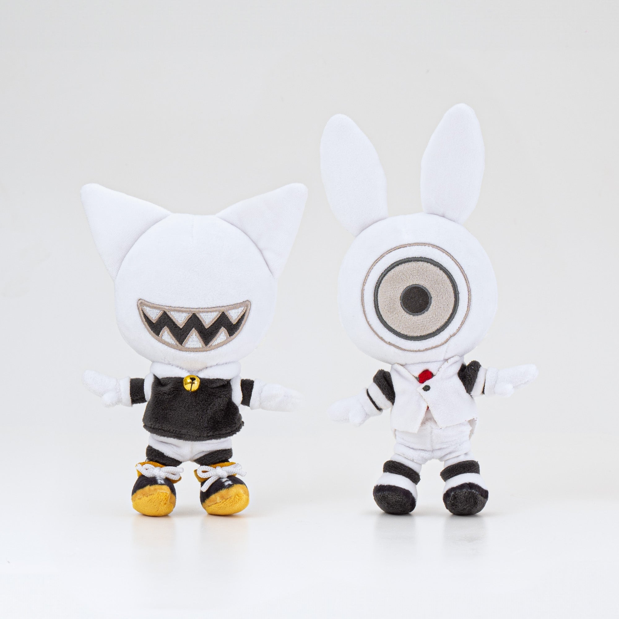 口がないうさぎと目がないねこの話のぬいぐるみ by 革蝉 – ぬいくら